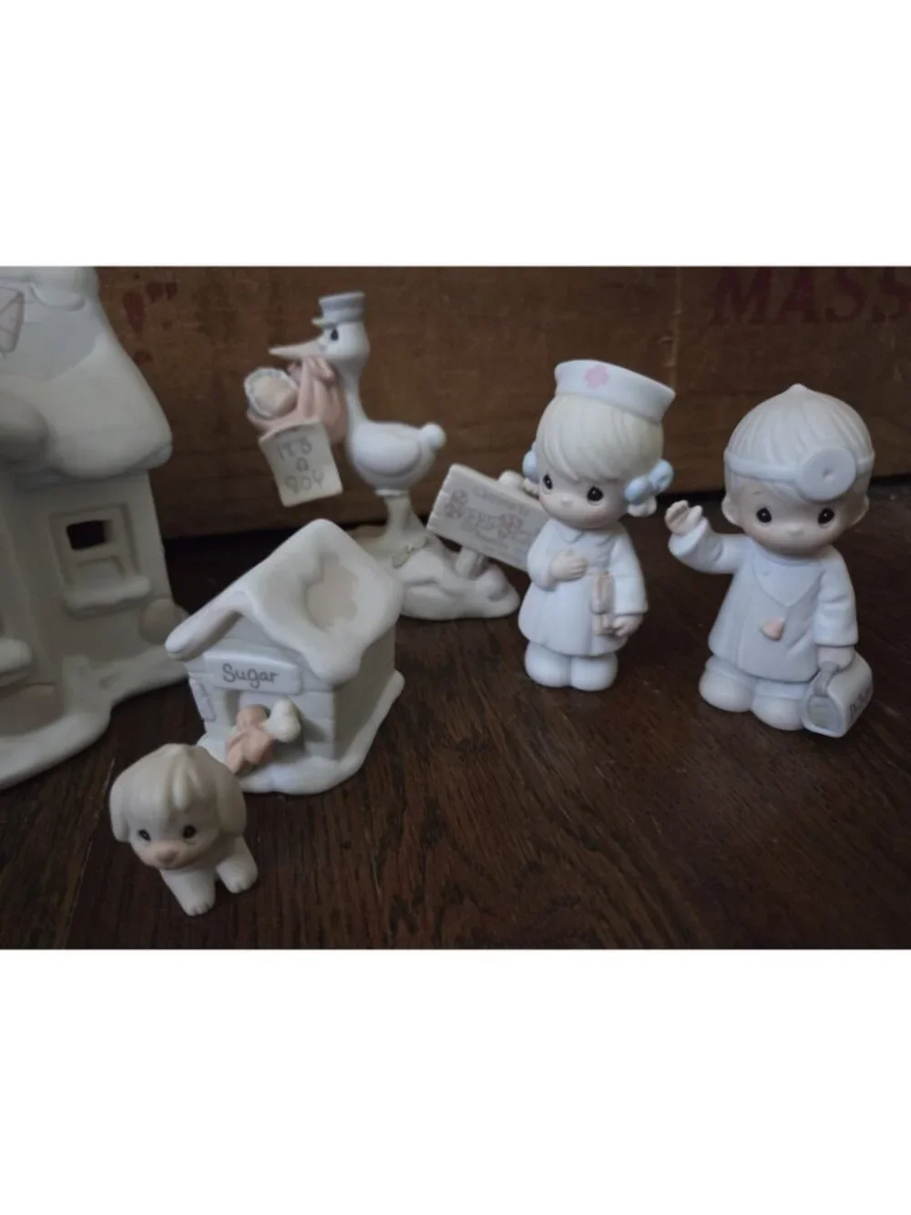 Vtg Enesco Precious Moments Sugar Town Doctors Office 7 Piece Collectors Set